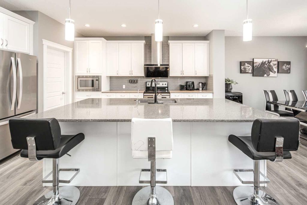 Photo of 85 Legacy Glen View SE, Calgary, AB T2X 3E2 (MLS # A2310375)