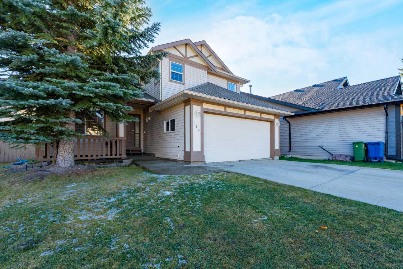 316 Willow Brook Close NW