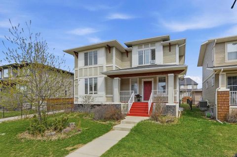 Photo of 161 Rainbow Falls Glen, Chestermere, AB T1X 0S5 (MLS # A2309616)
