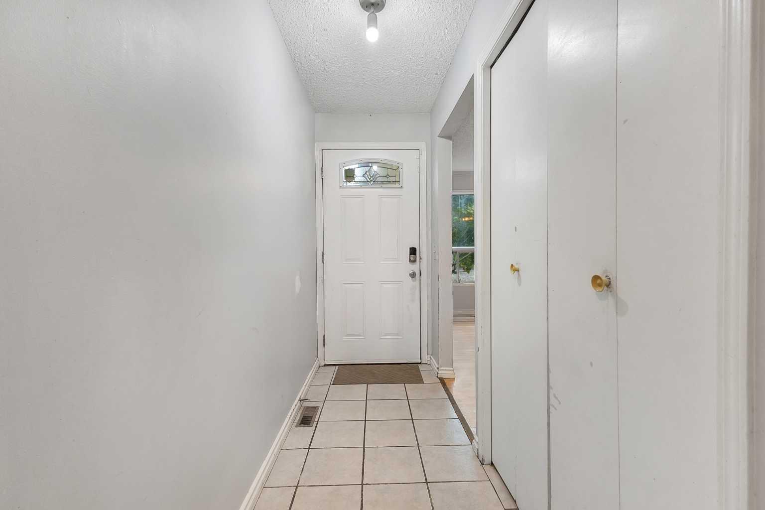 75 Templemont Way NE 8