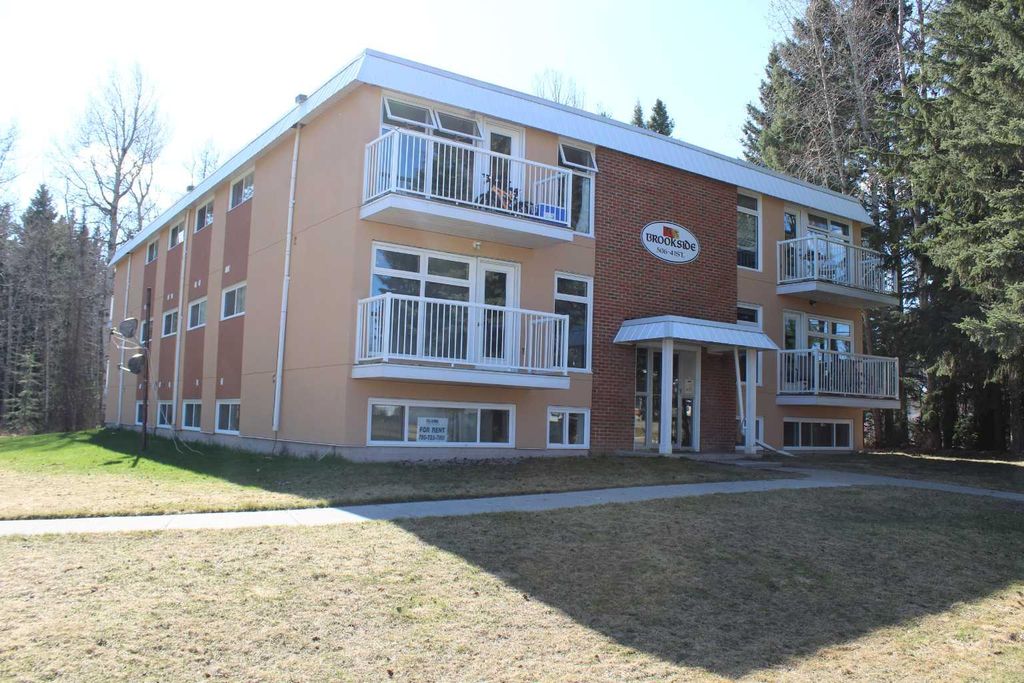 Photo of 506 41 Street #3, Edson, AB T7E 1A2 (MLS # A2105372)