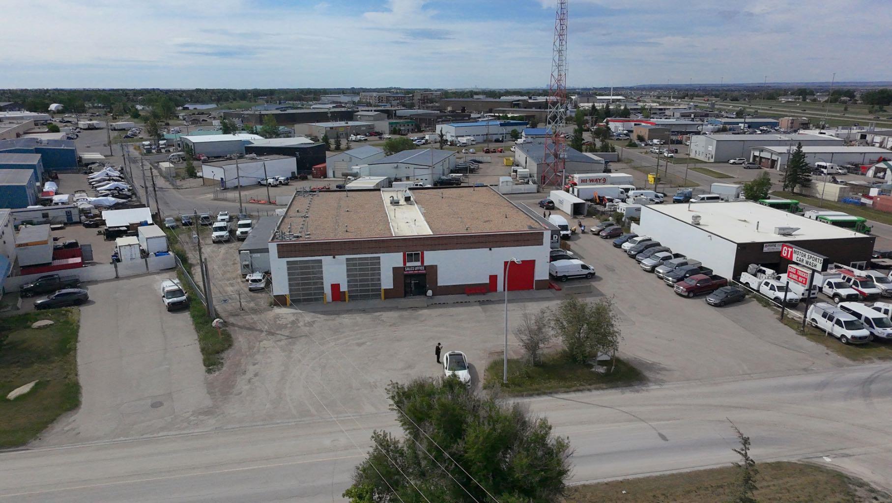 59 East Lake Crescent NE