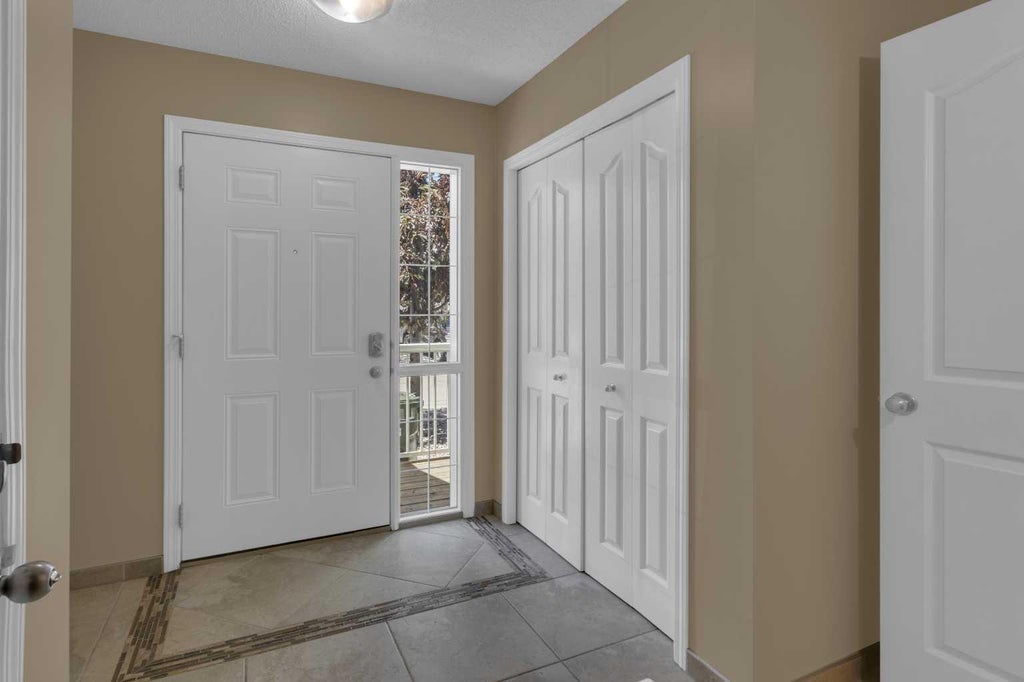 Photo of 800 Yankee Valley Boulevard SE #702, Airdrie, AB T4A 2L2 (MLS # A2327841)