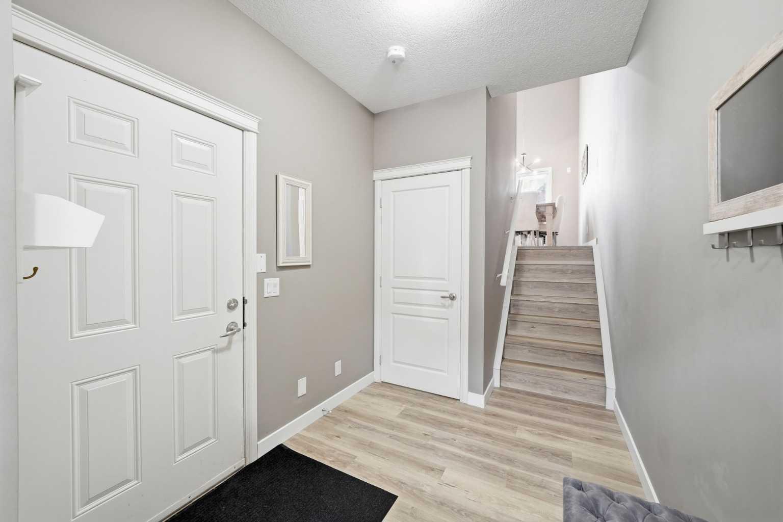 1607 Wentworth Villas SW