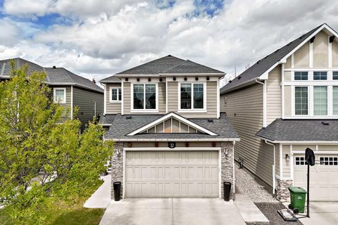 Photo of 32 Westmore Place SW, Calgary, AB T3H 0Z2 (MLS # A2314807)