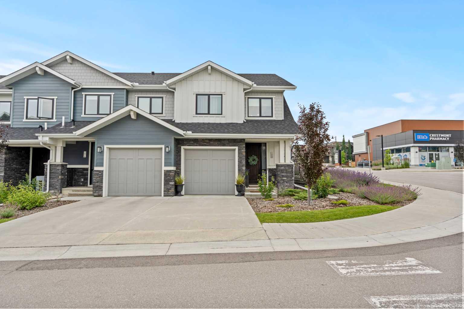 198 Crestridge Common SW