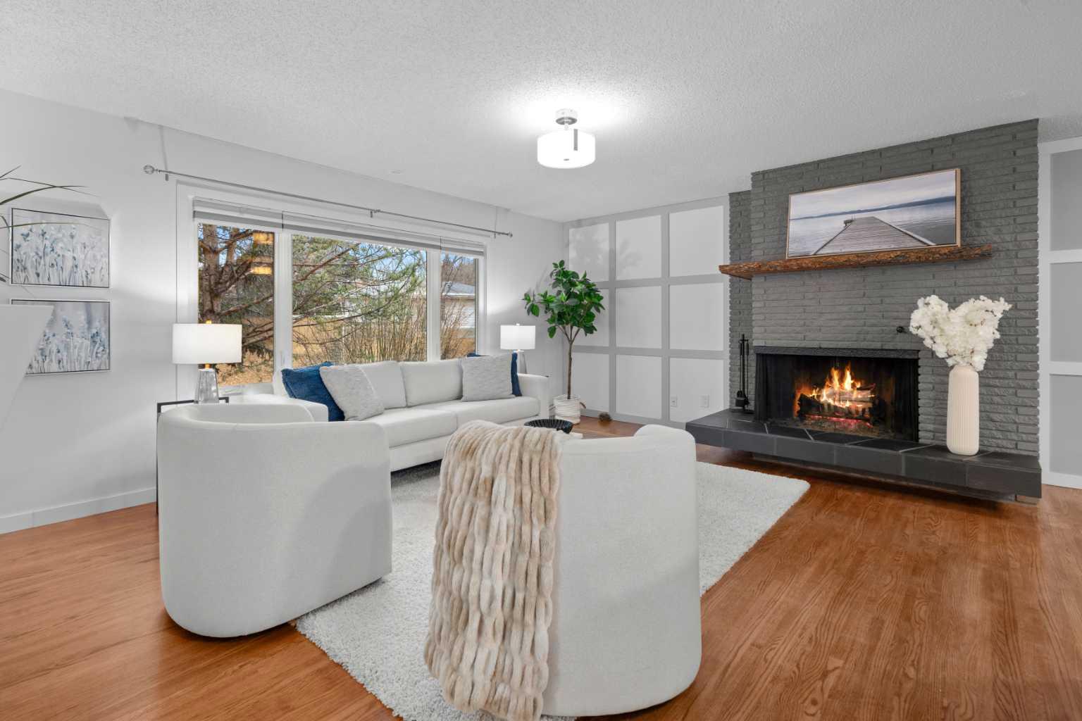 3251 Bearspaw Drive NW