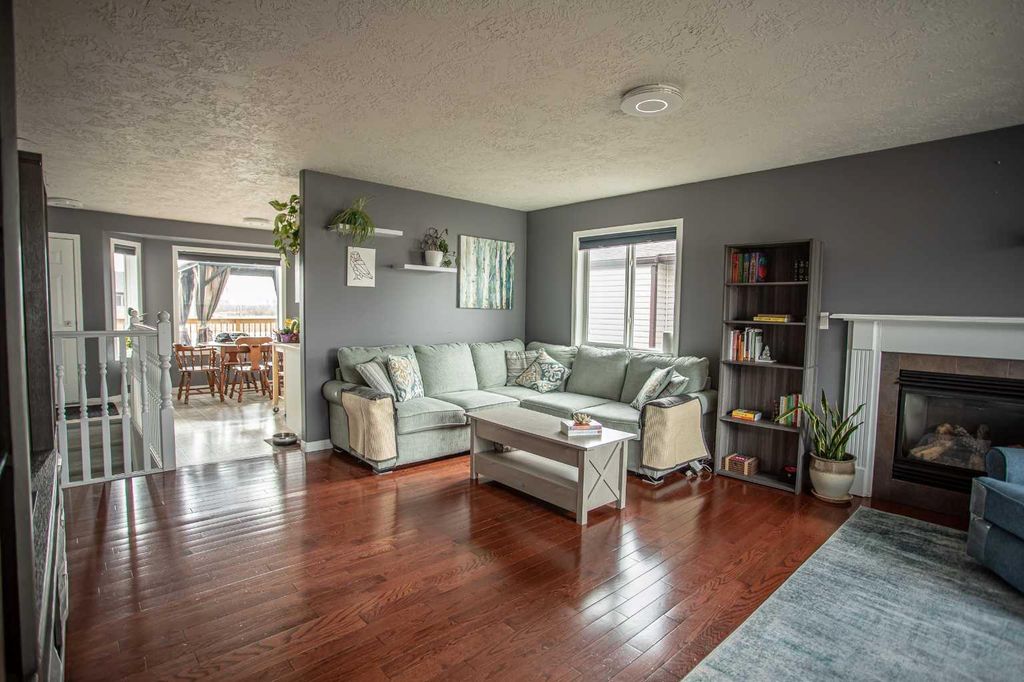 Photo of 6 Borealis Road, High Level, AB T0H 1Z0 (MLS # A2307509)