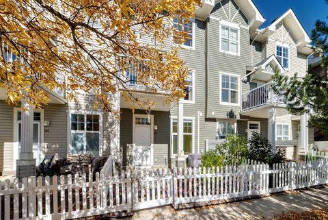 Photo of 63 Toscana Gardens NW, Calgary, AB T3L 3C2 (MLS # A2262533) Photo of 63 Toscana Gardens NW, Calgary, AB T3L 3C2 (MLS # A2262533)