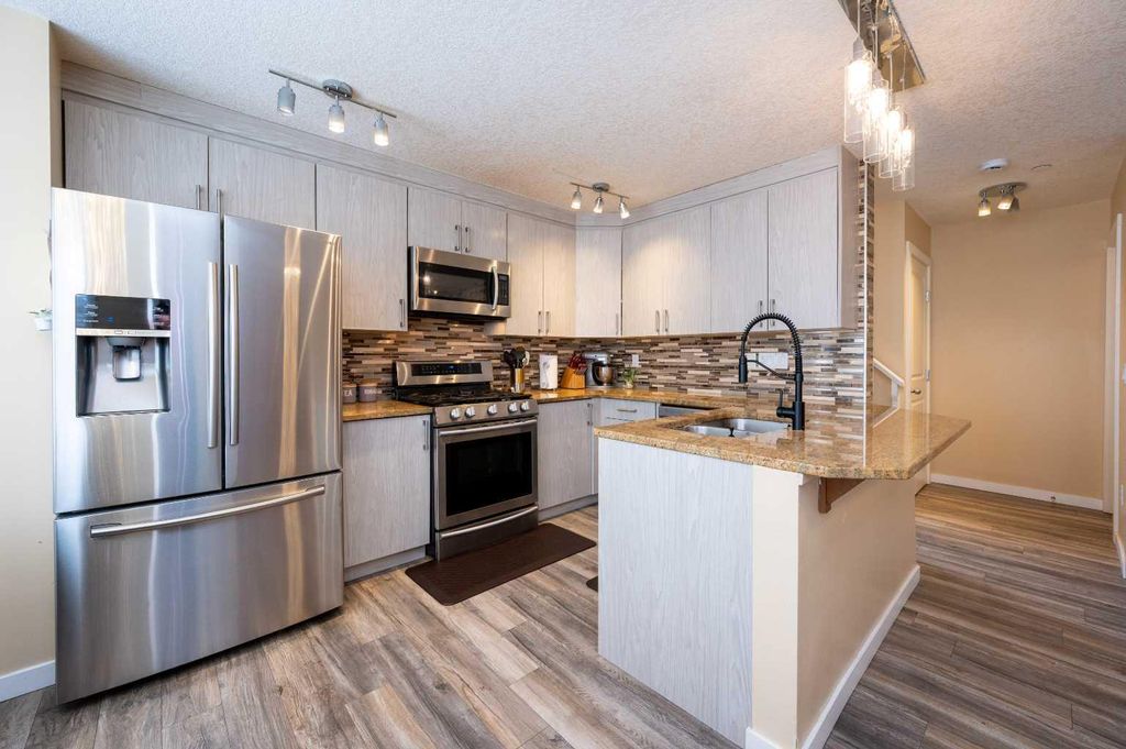 Photo of 60 Covecreek Mews NE, Calgary, AB T3J 4V9 (MLS # A2284975)