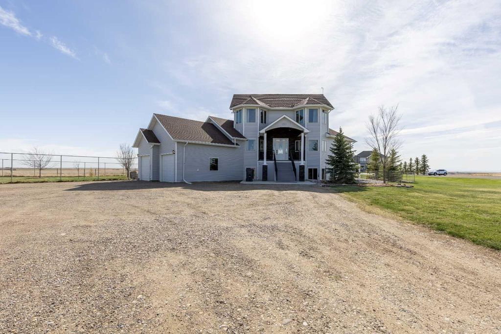 Photo of 406 Meadow Lark Drive, Rural Lethbridge County, AB T1J 4R9 (MLS # A2304348)