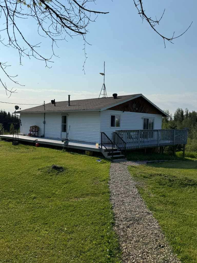 Photo of 47315 Hwy 22, Buck Creek, AB T0C 0S0 (MLS # A2333314)