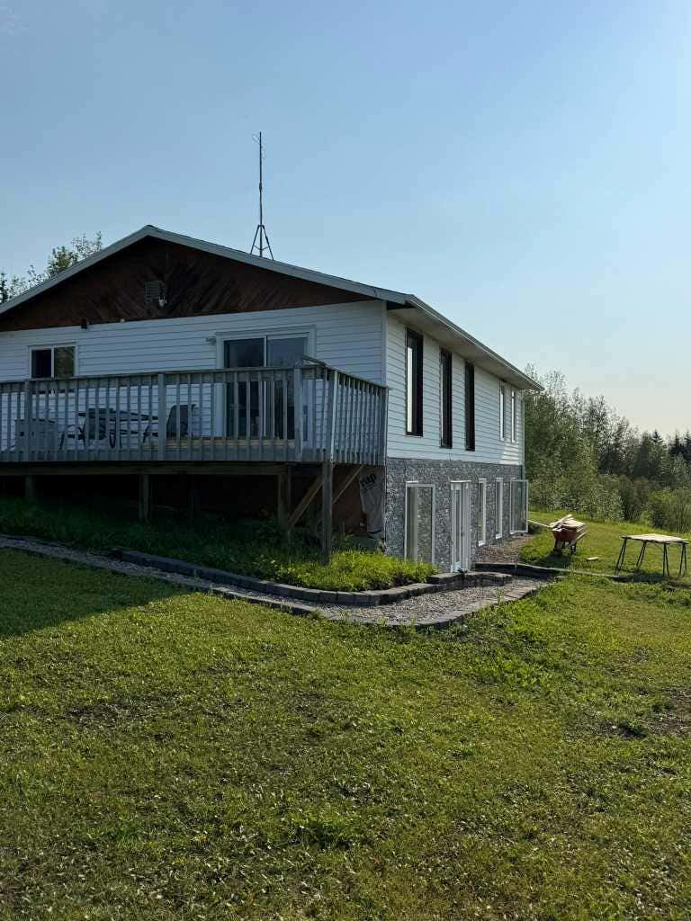 Photo of 47315 Hwy 22, Buck Creek, AB T0C 0S0 (MLS # A2333314)