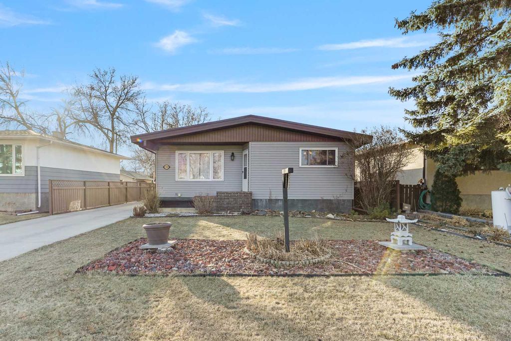 Photo of 1509 19 Avenue, Coaldale, AB T1M 1A1 (MLS # A2283364)