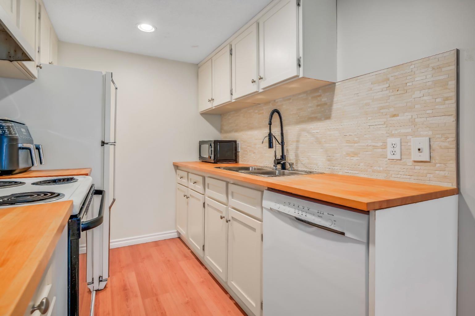 200 Brookpark Drive SW 728