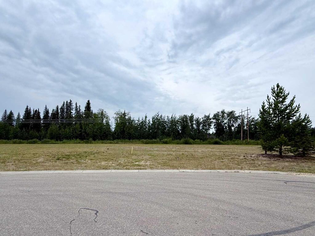 Photo of 7960 Creekside Drive, Rural Grande Prairie No. 1, County of, AB T8W 0H3 (MLS # A2048915)