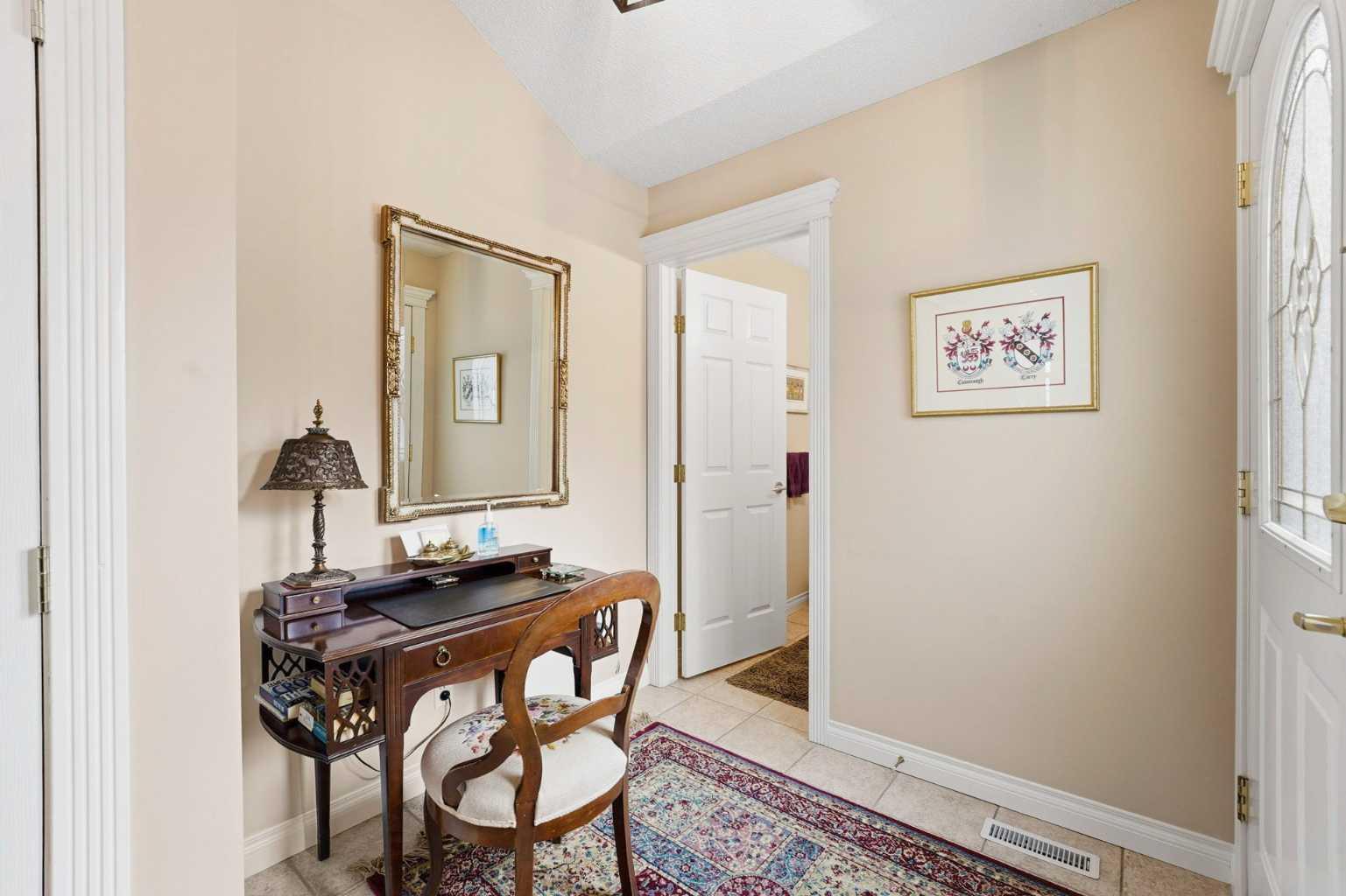 39 Varsity Estates Park NW