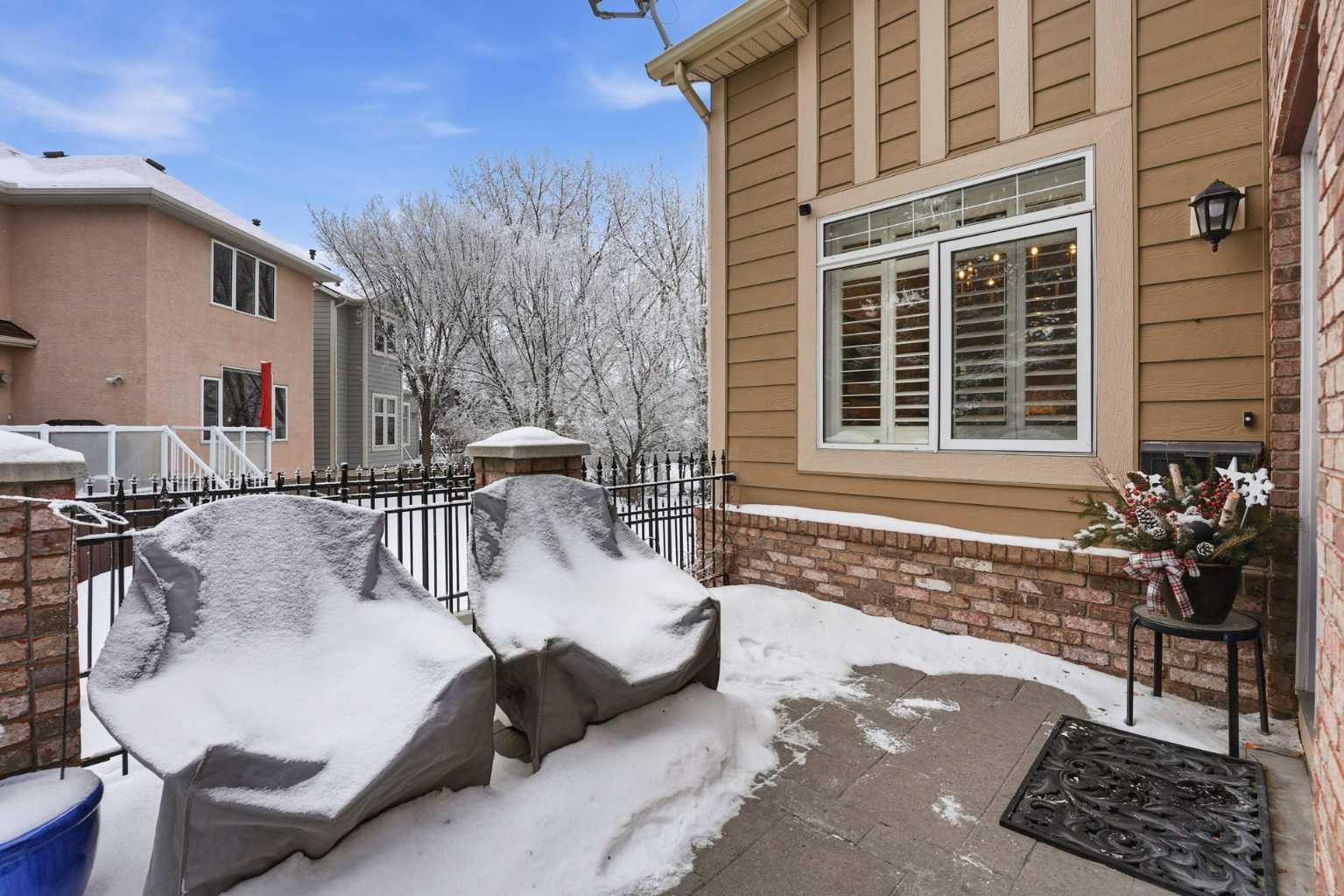 39 Varsity Estates Park NW