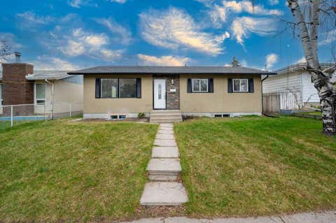 Photo of 5023 Marlborough Drive NE, Calgary, AB T2A 2Z7 (MLS # A2309303)