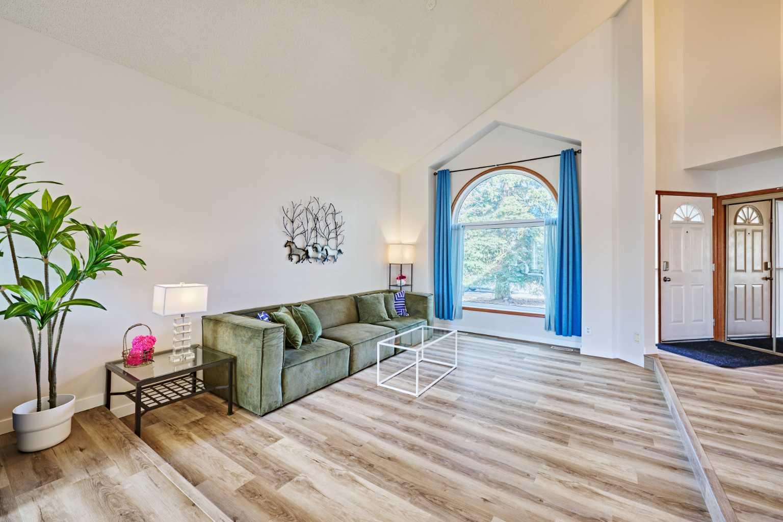 15 Hawkbury Close NW