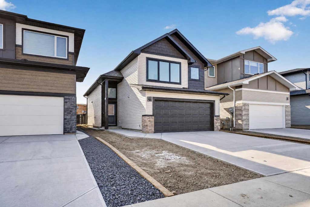 Photo of 2616 44 Street S, Lethbridge, AB T1K 8L6 (MLS # A2339451)