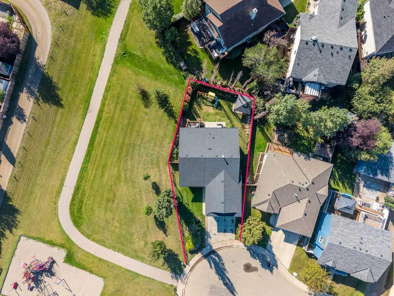 6 Strathford Place