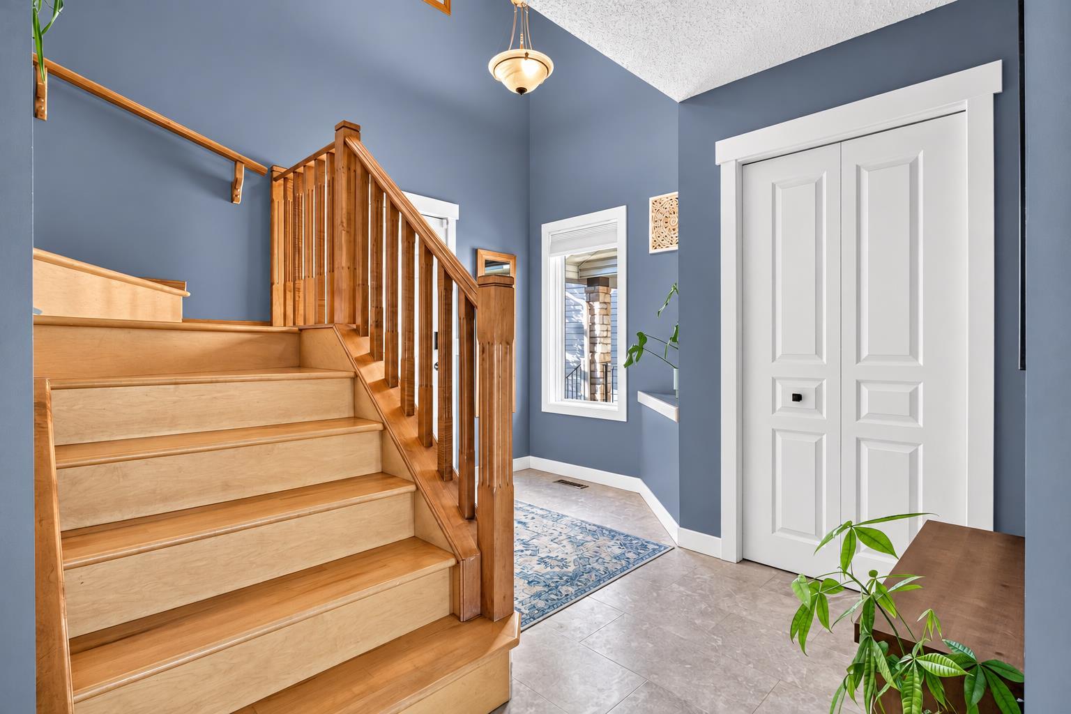 38 Somerside Crescent SW