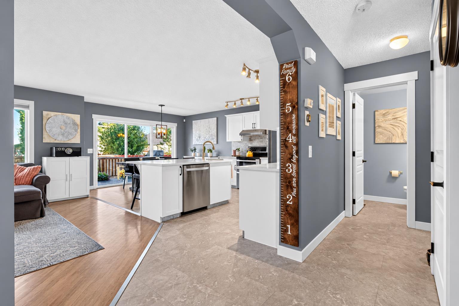 38 Somerside Crescent SW