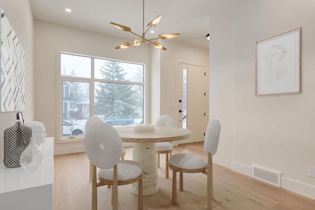 Photo of 631 28 Avenue NW, Calgary, AB T2M 2L2 (MLS # A2276819)