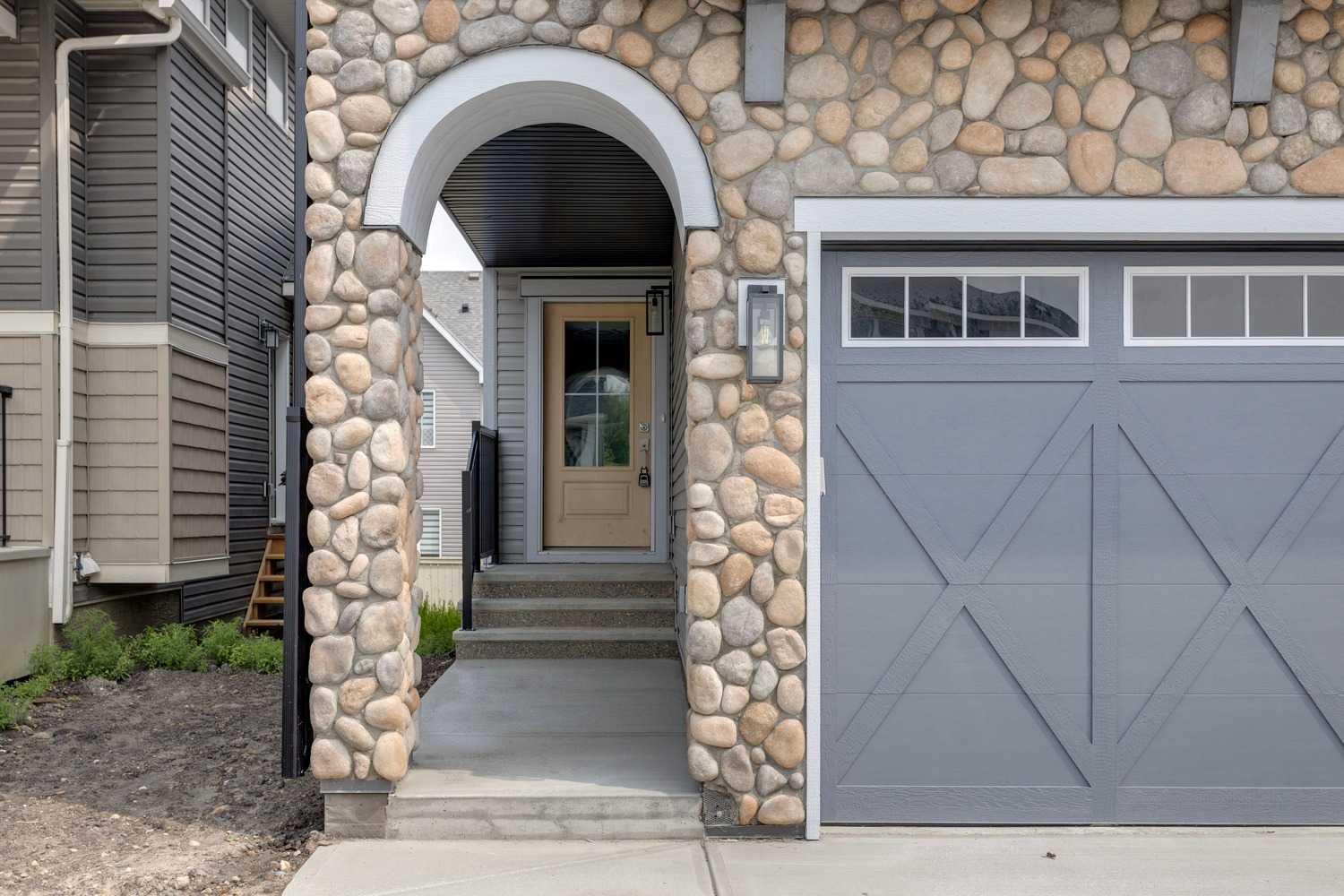 1478 Bayview Point SW