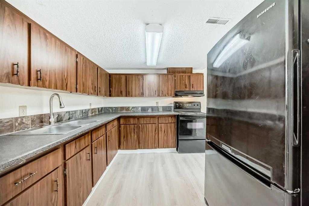 1540 29 Street NW 702