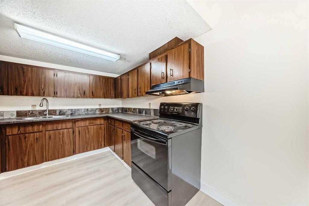1540 29 Street NW 702