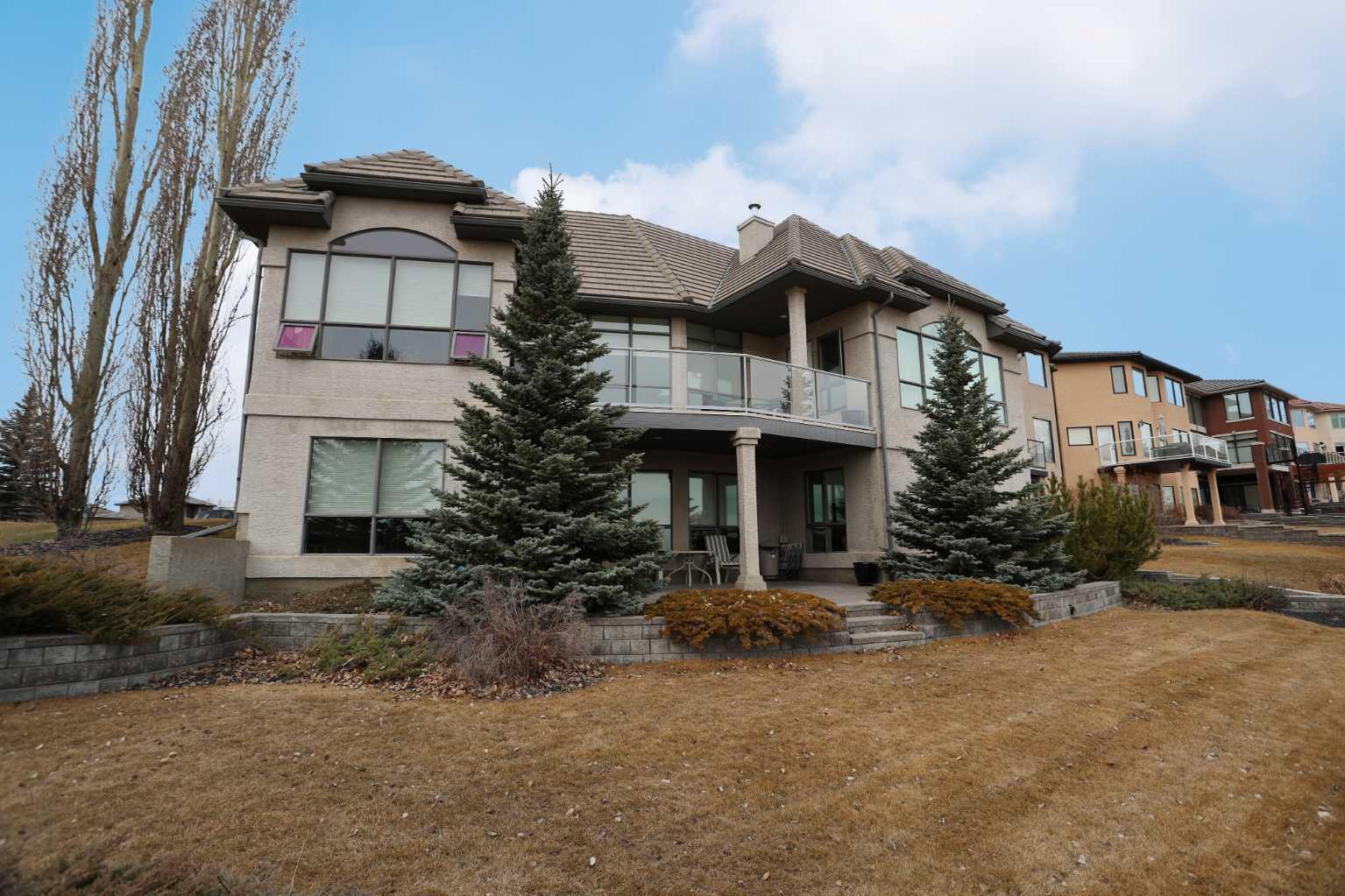 74 Hamptons Manor NW