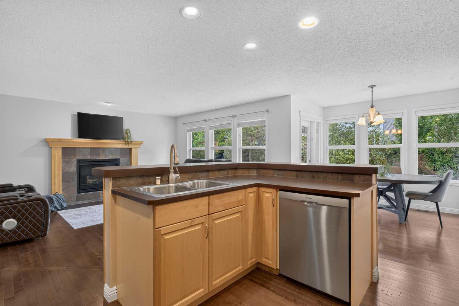 29 Sunset Close