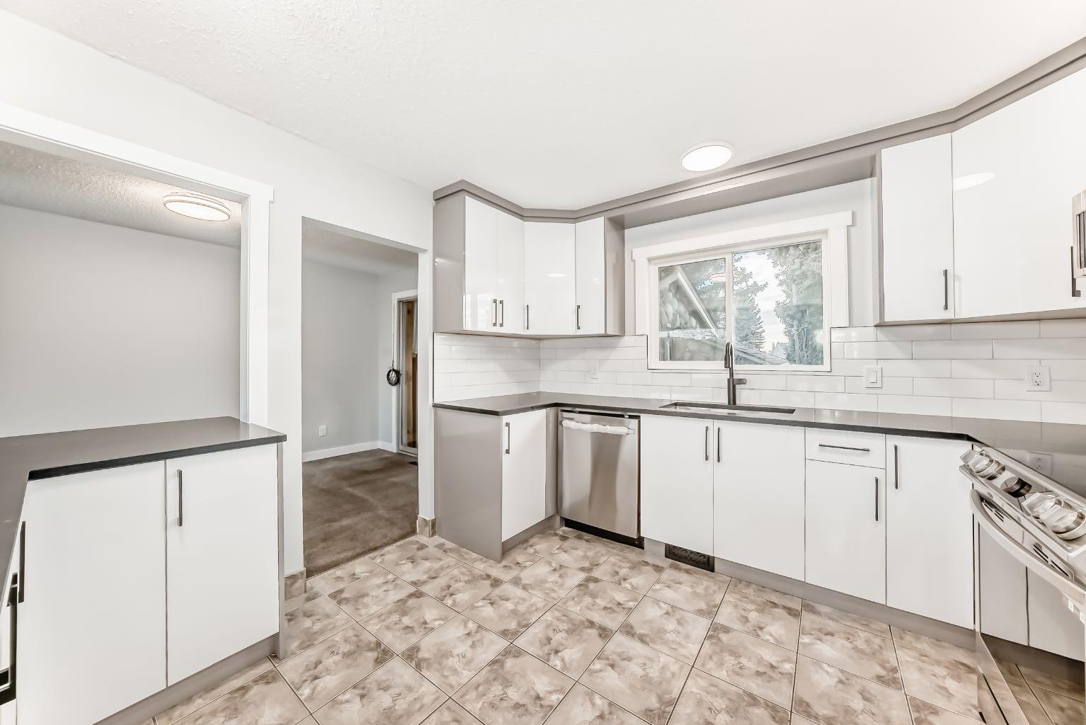 644 Rundleville Place NE