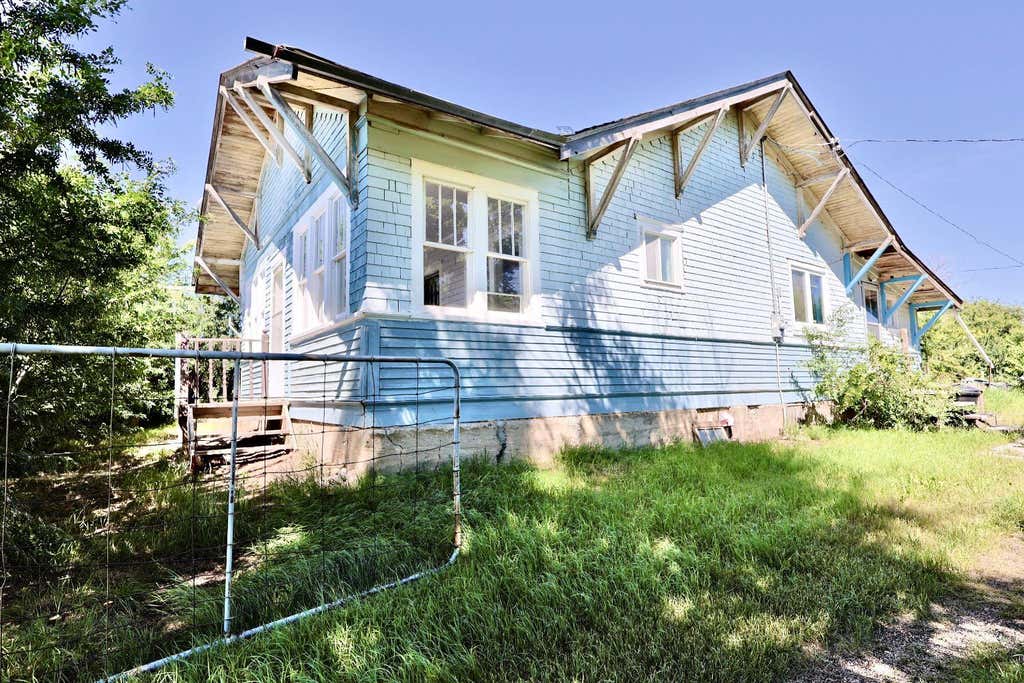 Photo of 112 1 Avenue, Sibbald, AB T0J 3E0 (MLS # A2327785)
