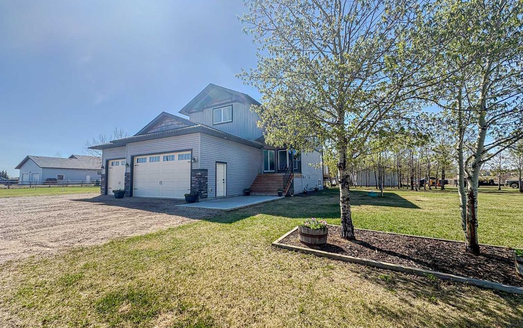 Photo of 712054 Range Road 55 #17, Grande Prairie, AB T8X 4A8 (MLS # A2309425)
