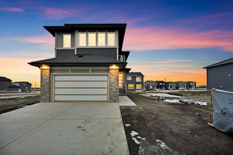7 Chelsea Port Link Chestermere AB T1X 3H4