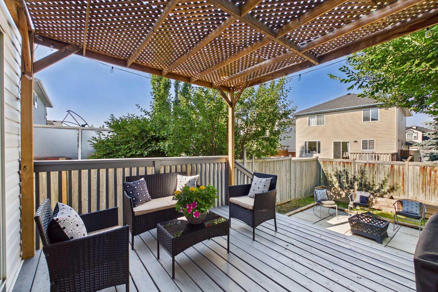 70 Coventry Crescent NE