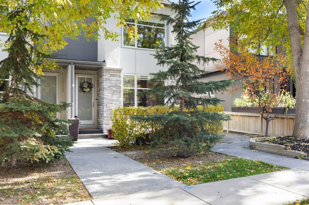 Photo of 3524 14a Street SW #1, Calgary, AB T2T 3X9 (MLS # A2351188)