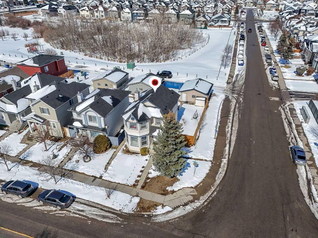 Photo of 92 Taradale Drive NE, Calgary, AB T3J 4W7 (MLS # A2305503)