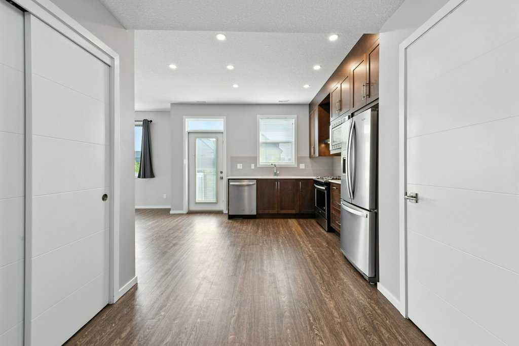 125 Redstone Walk NE 202