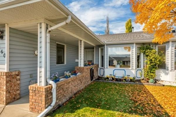 240 Ebert Close