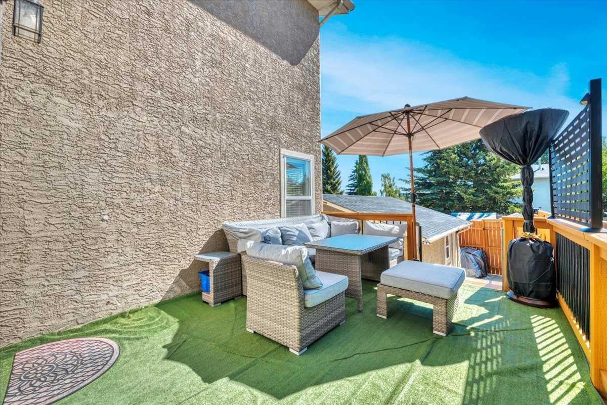 16 Millrise Crescent SW