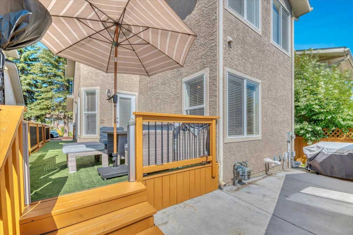 16 Millrise Crescent SW