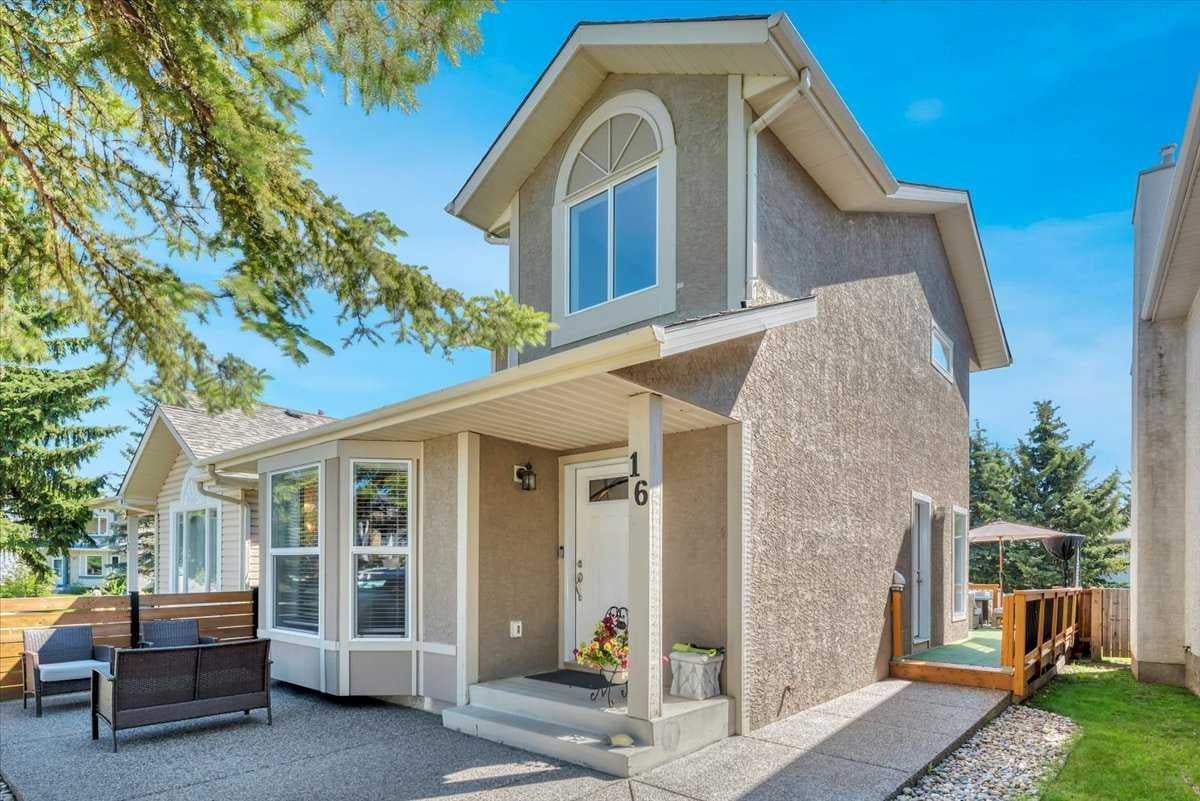 16 Millrise Crescent SW