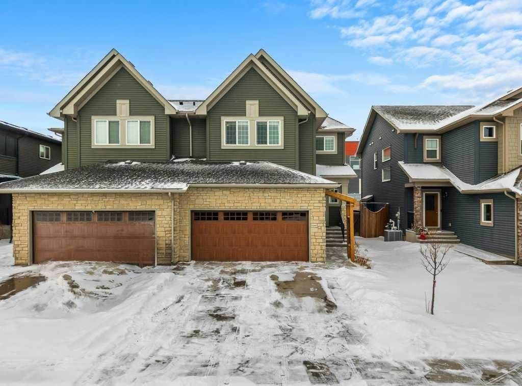 Photo of 183 Kinniburgh Road, Chestermere, AB T1X 0T8 (MLS # A2289763)