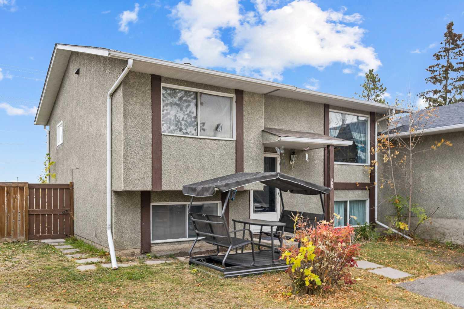 305 Whitehill Place NE
