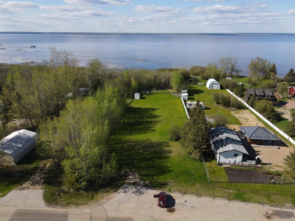 Lot 7 Peace River Ave