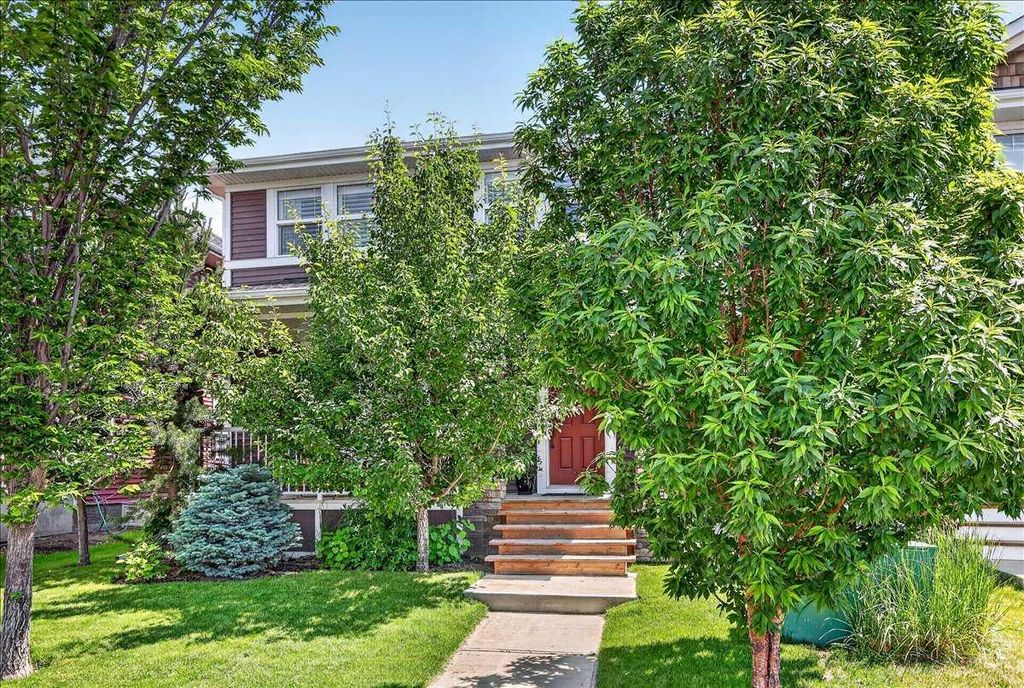 Photo of 199 River Heights Crescent, Cochrane, AB T4C 0V1 (MLS # A2327415)